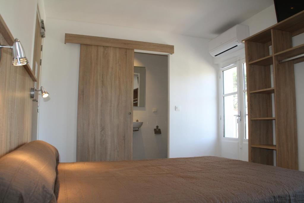 Hotel Arago Cerbere Room photo